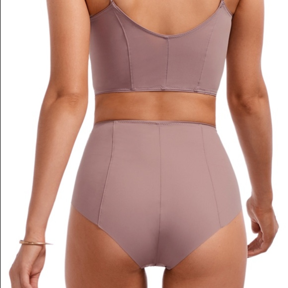 Vitamin A Clio bikini bottom Rare Muse Bodysculpt Galet in Large